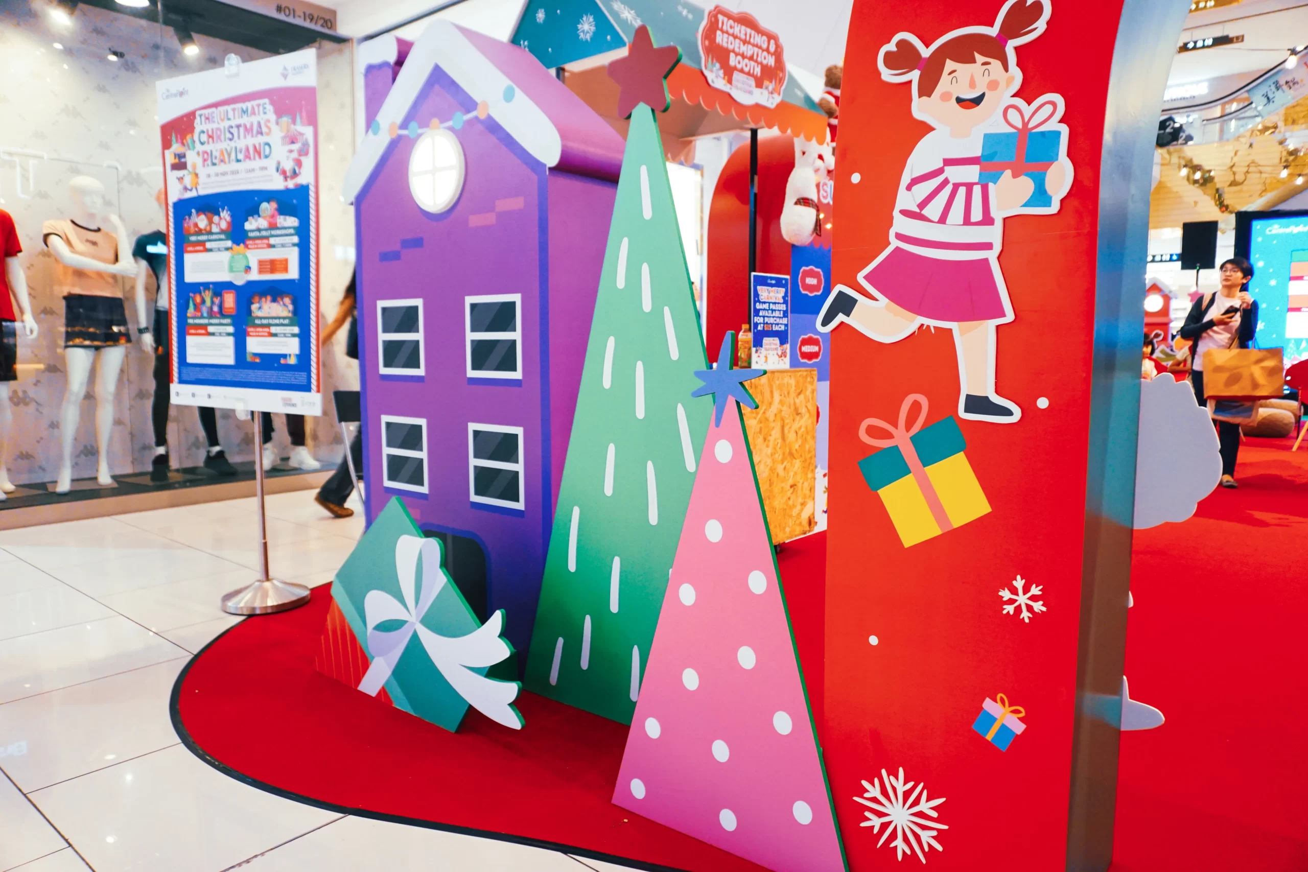 christmas-retail-pop-up-mall-activation-singapore