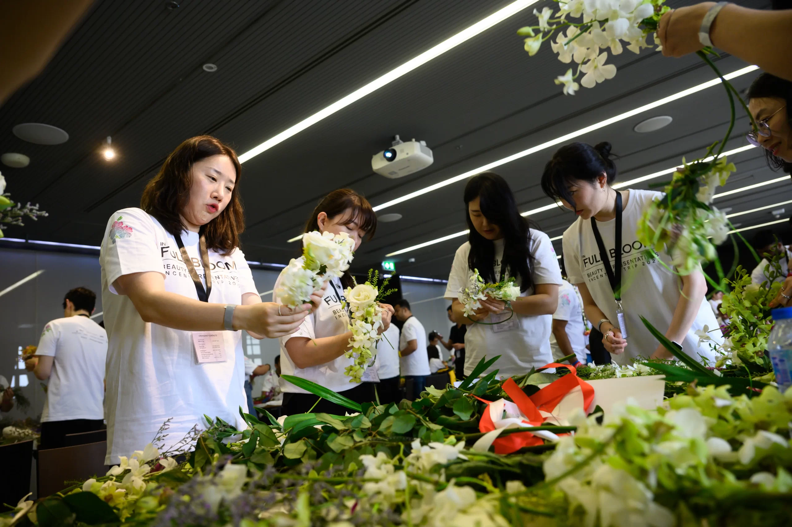corporate-incentive-trip-floral-team-building-workshop
