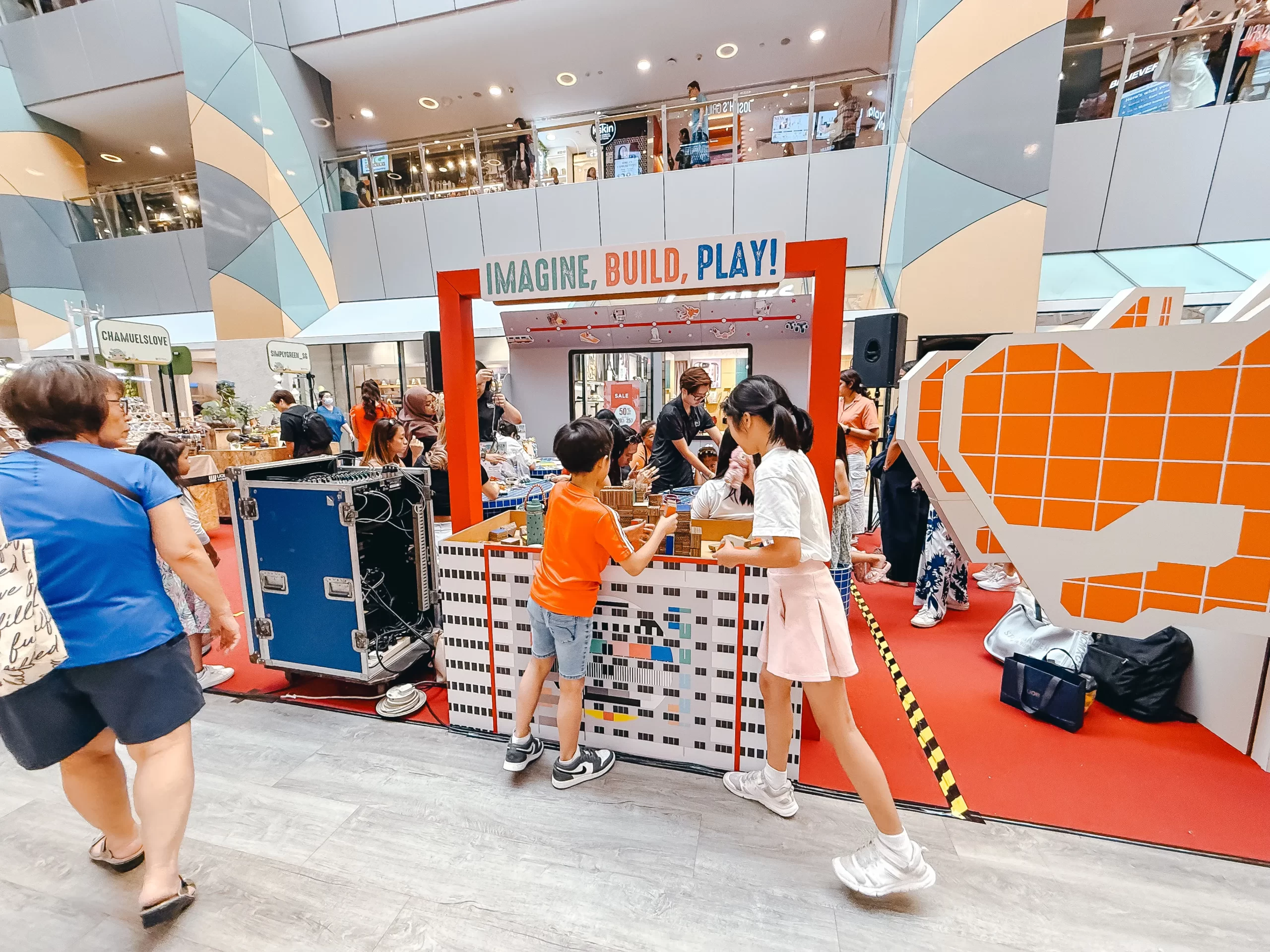 custom-built-event-booth-for-childrens-interactive-workshops