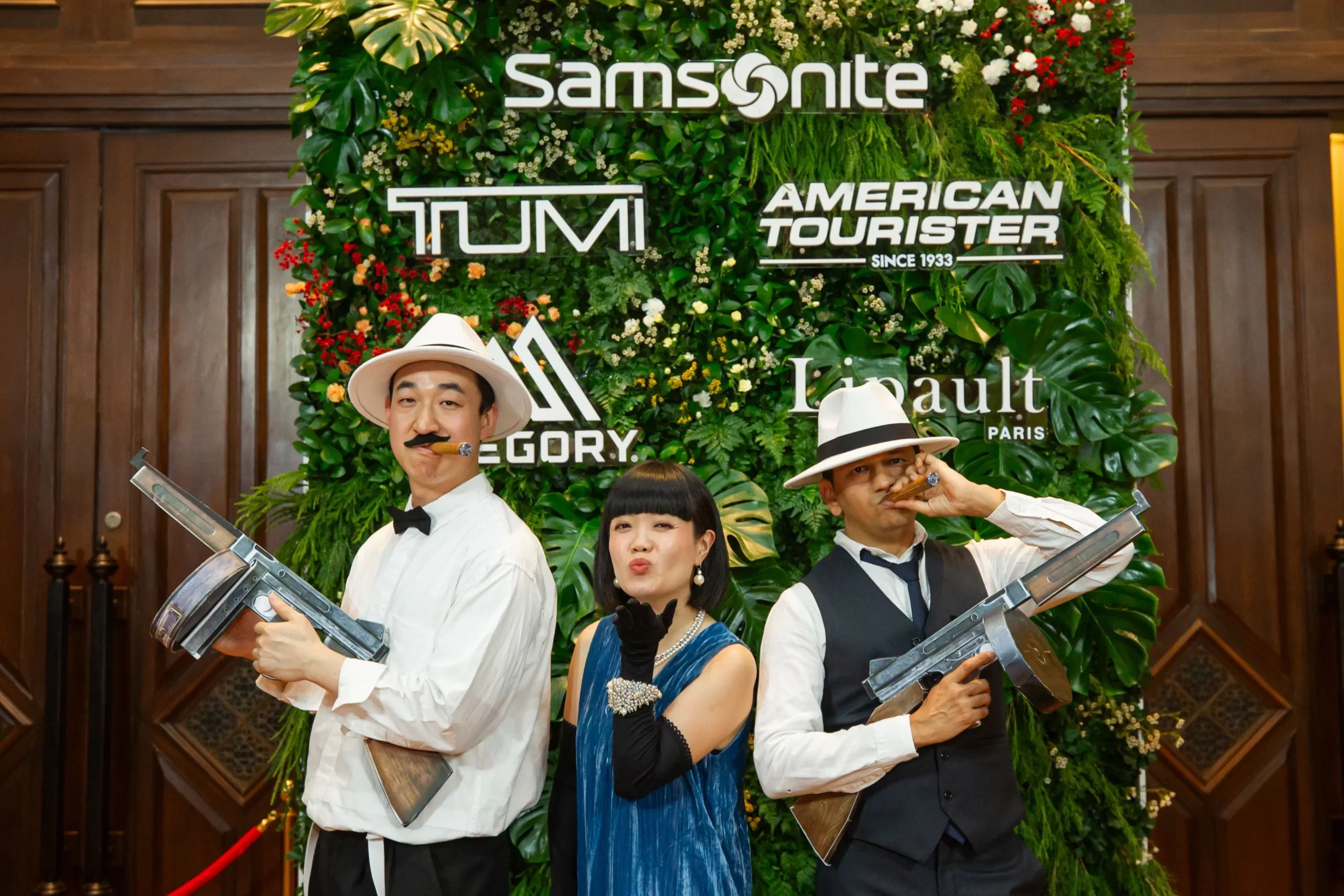 custom-vertical-garden-backdrop-and-branded-event-photo-op