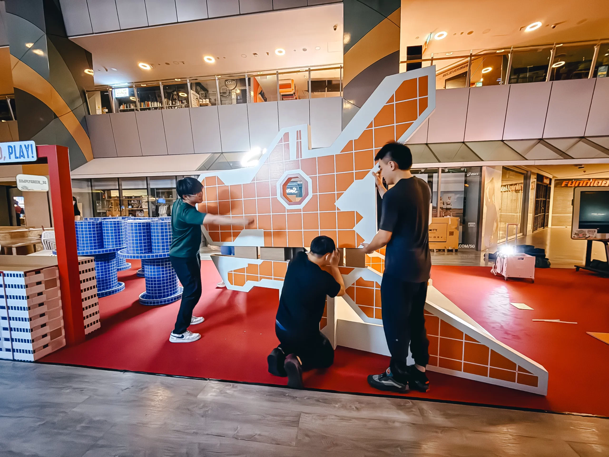 experiential-marketing-singapore-mall-event-setup