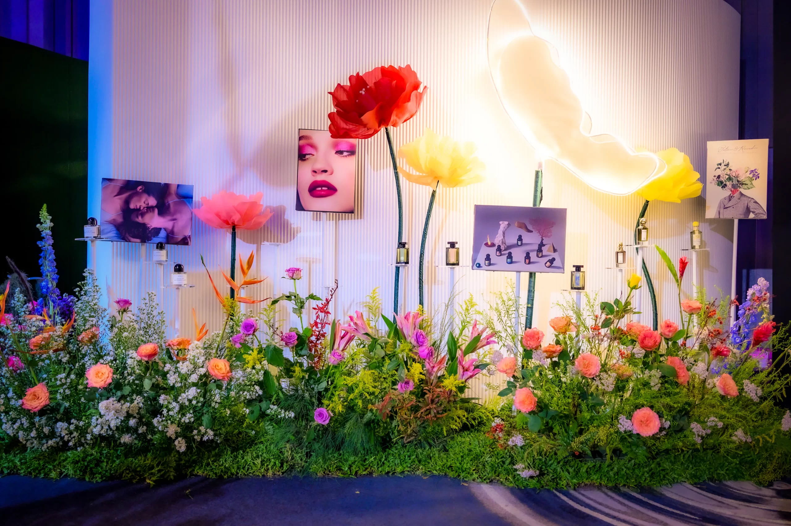 immersive-product-launch-event-design-and-custom-fabrication