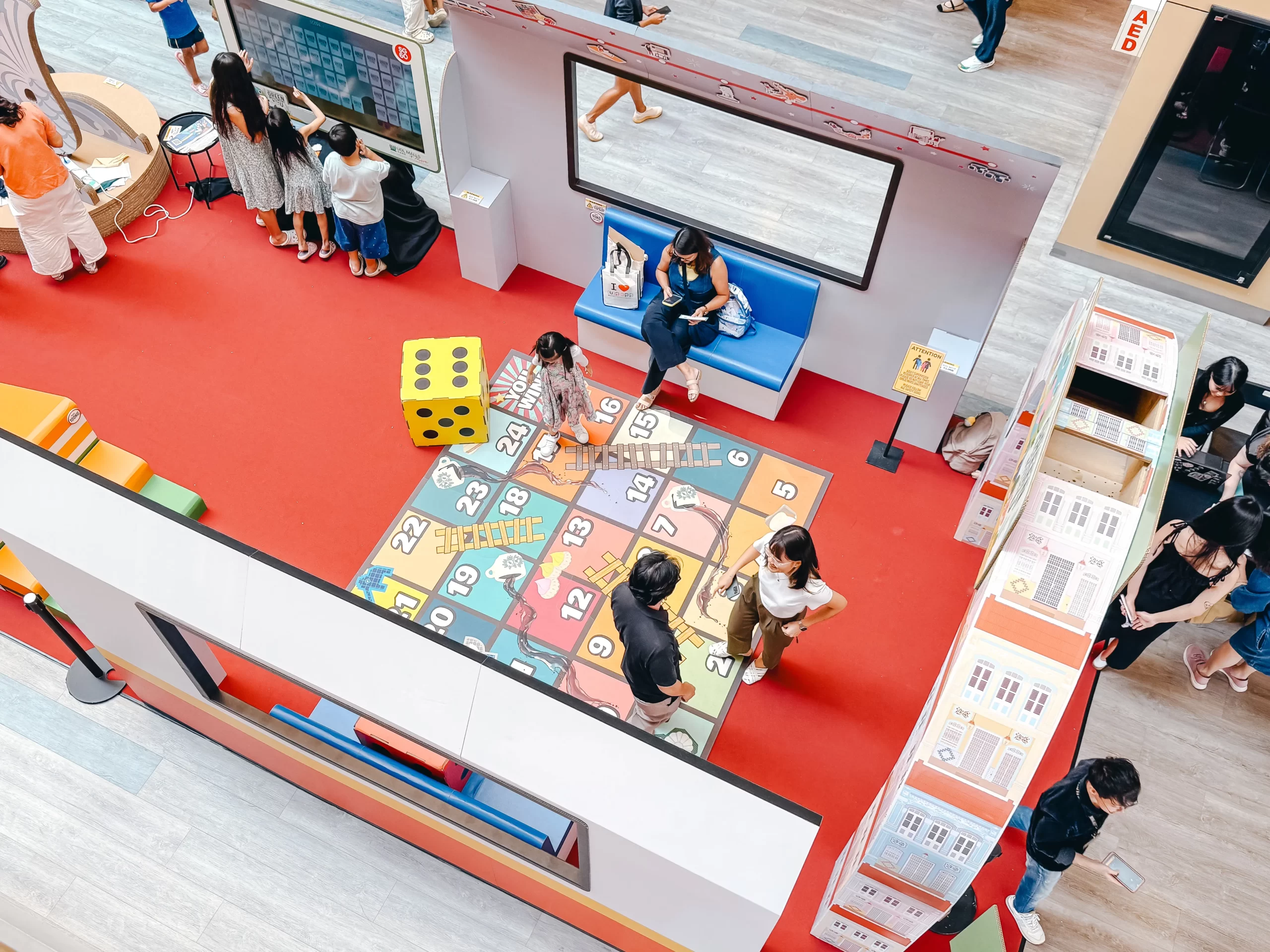 mall-brand-activation-gamification-interactive-board-game