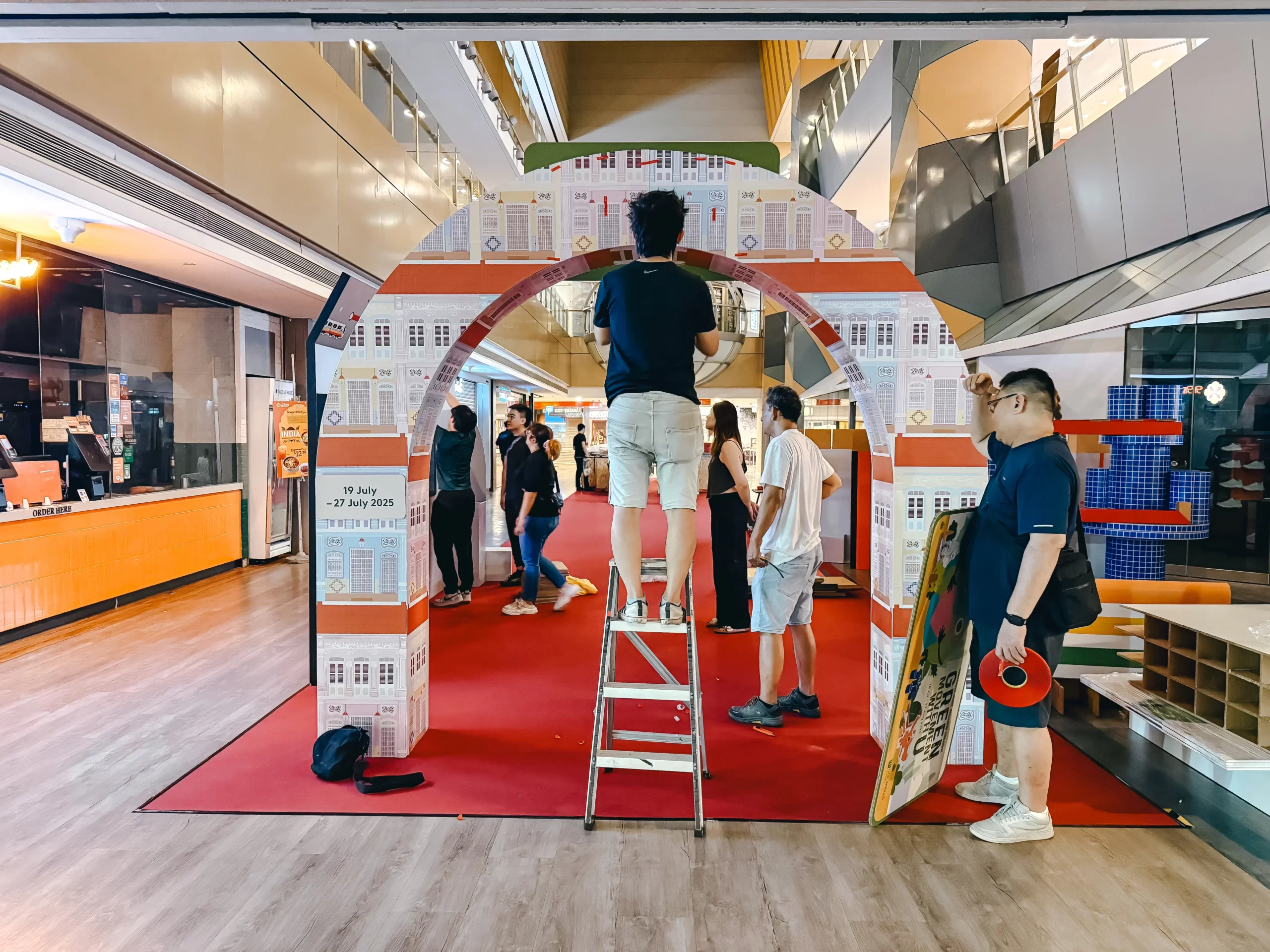 retail-mall-activation-heritage-arch-fabrication-setup