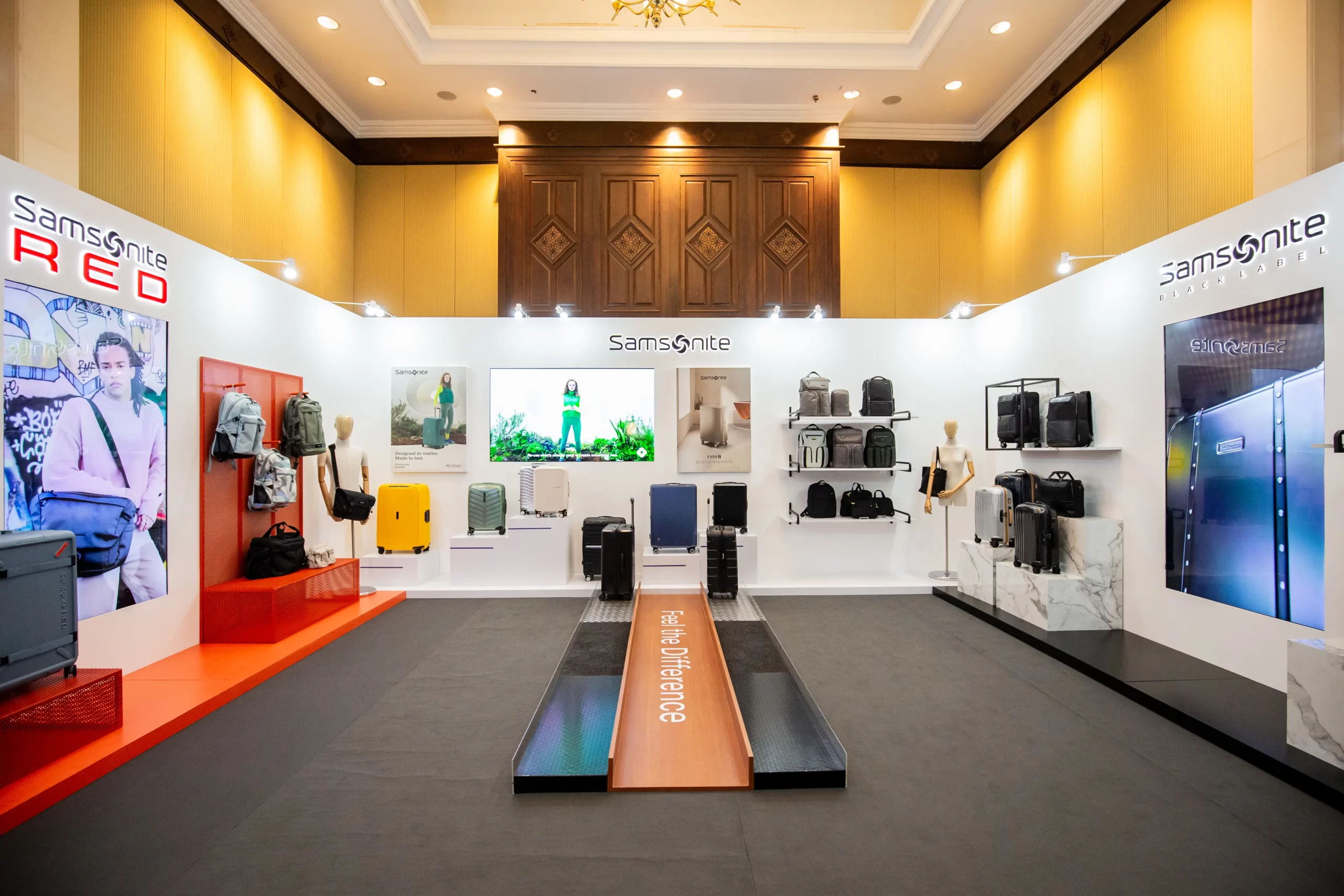 samsonite-brand-activation-exhibition-booth-design