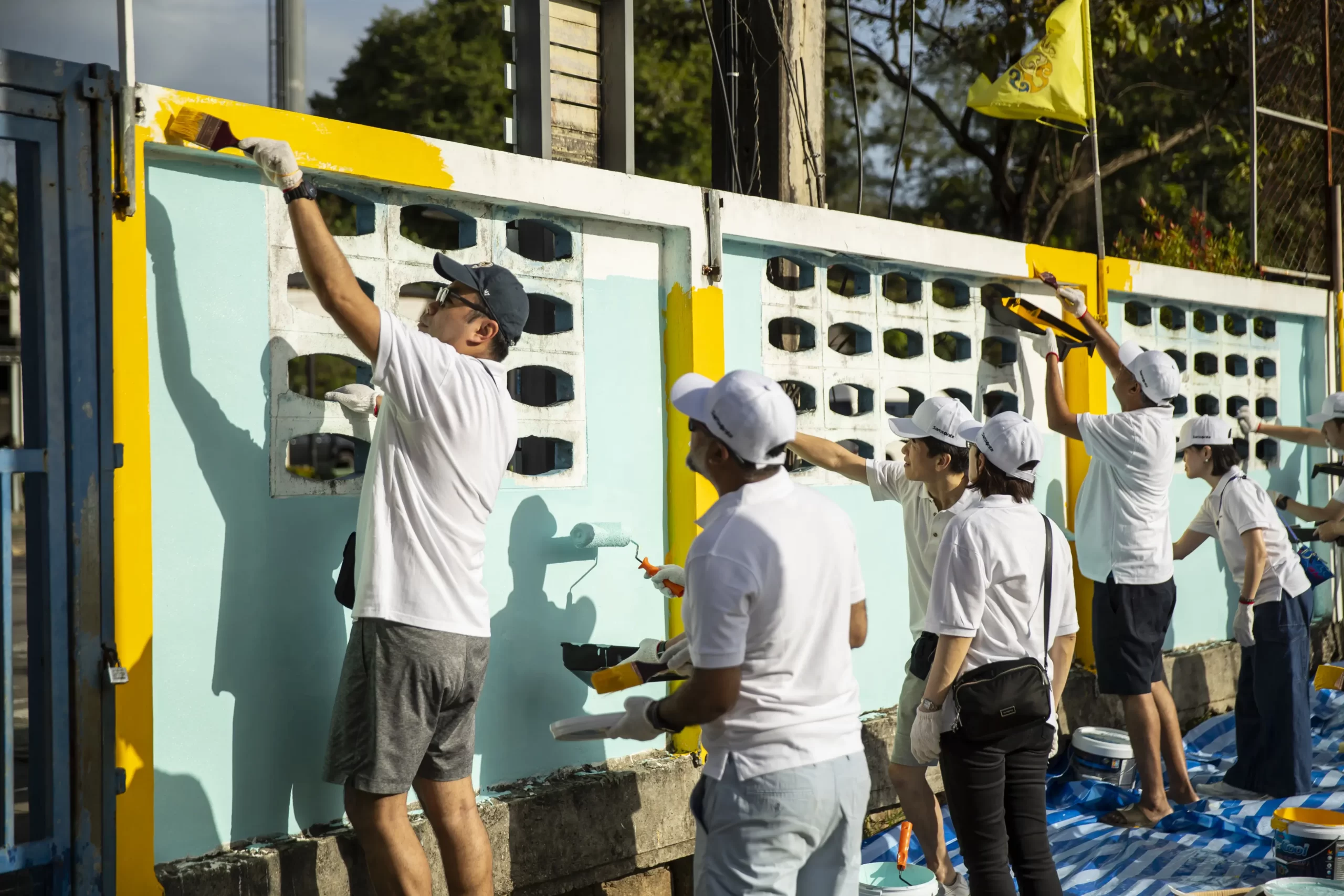 samsonite-team-building-painting