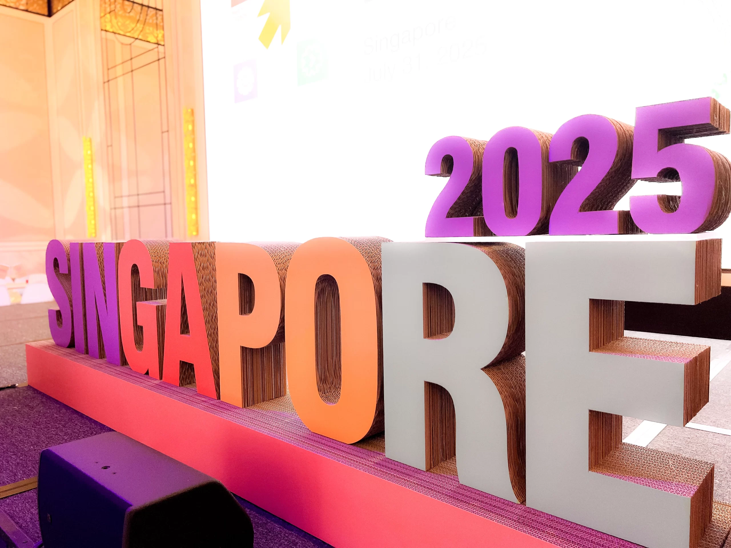 sustainable-event-signage-custom-cardboard-fabrication-singapore